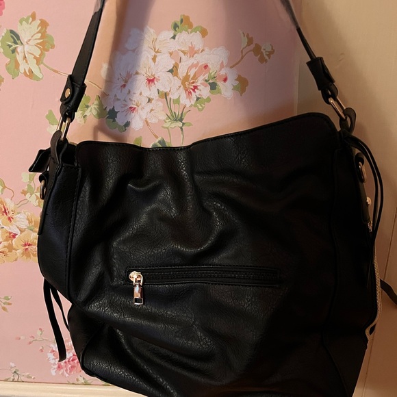 Faux leather Cow print shoulder bag. NWOT - Picture 2 of 4